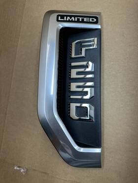 Jc3z-16720-gb Ford Jc3z16720gb 0543. F-250 F250 2017-2022 Limited Lh Fender Emblem Badge Oem Jc3z-16720-gb Ford Jc3z16720gb 0543. F-250 F250 2017-2022 Limited Lh Fender Emblem Badge Oem