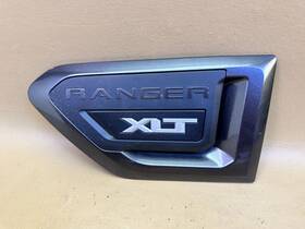 Kb3b-16g001-dc5fm6 Ford 2019-2023 Ranger Xlt Front Left Driver Fender Molding Emblem Logo Gray Oem
