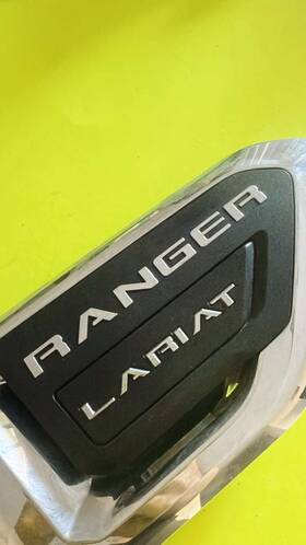 Kb3b16g000 Ford 19 23 Ranger Lariat Chrome And Black Left Side Emblem
