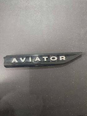 Lc5z-16720-ja Ford Oem New Lincoln Aviator 2020-2024 Rh Front Fender Nameplate Molding Trim