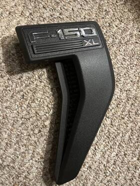 Ml34-16b114-ac Ford 2021-2023 F150 Xlt Right Passenger Side Fender Vent Emblem Logo Gray Oem
