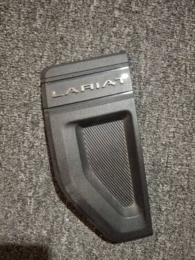 Nz6b-16703-ba Ford Oem 22-24 Maverick Lariat Fender Vent Badge Lh Left Driver