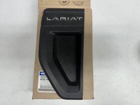 Nz6z-9942528-f Ford Oem Lariat Front Left Vent Emblem Maverick 22-24