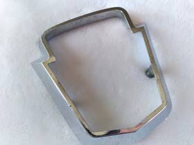 Oa-7042522 Ford 1950 1951 Trunk Ornament Emblem Bezel Retainer