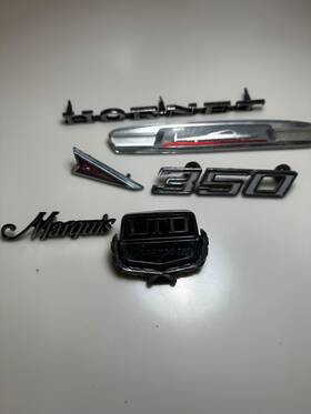 3616636 Ford Pontiac Amc Gmc Hornet Ltd Brougham 350 Hood Emblems Space Car Marquis Lot