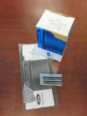 S8ms-16606-b Ford 1968-70 Nos Shelby Letter E - 2nd