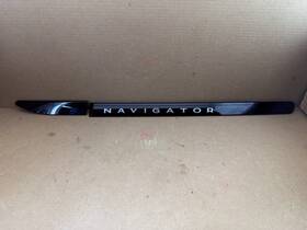 Sl7b-16b115-ab Ford 2025 Lincoln Navigator Left Front Door And Fender Ornament Trim Oem