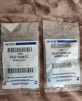 Xr3z-16098-cc Ford New Oem 1999-2004 Mustang Cobra Snake Emblems Both Sides