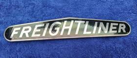 A1816538-9 Freightliner Org. Diesel Truck Tractor Nameplate Enamel Porcelain Chrome Emblem