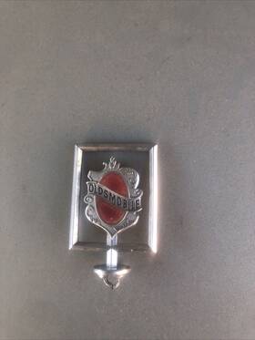 Goc-aex-w97-he13 Gbodyparts 1981-83 Oldsmobile Cutlass Stand Up Hood Ornament Emblem &nut Gm Part # 22506739