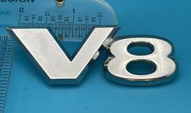 15772449 General Motors 2003-2012 Chevrolet Gmc Front Door V8 Emblem Lh Or Rh Gm 5.3l Oem