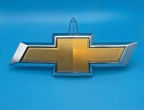 23463273 General Motors 2018-2024 Chevrolet Chevy Equinox Rear Liftgate Emblem Logo Gm Oem