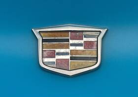 25761283 General Motors 2004-2009 Cadillac Srx Rear Liftgate Emblem Logo Badge Crest Gm Oem