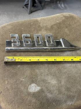 3726769 General Motors Vintage 1956 Chevy Truck 3600 Fender Emblem Oem Gm #3726769