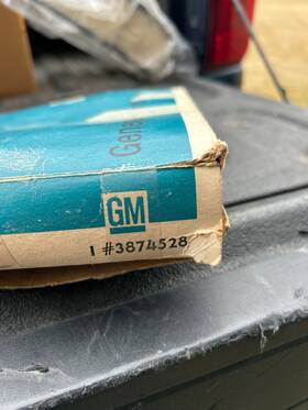 3501966 General Motors 3874528 1966 Corvette Outer Gas Door Assembly Gm Nos Ncrs 427 327 Corve