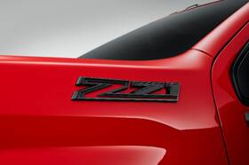 86542916 General Motors Silverado 2500 Hd Z71 Emblems In Black