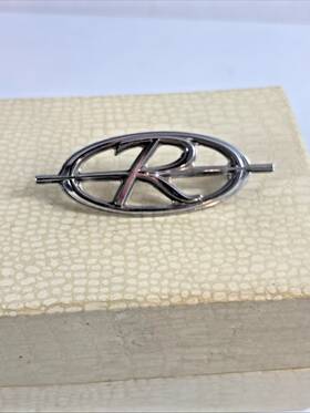 9658825 General Motors Oem 1972-73 Buick Riviera Roof Sail Panel Emblem Gm The Little R