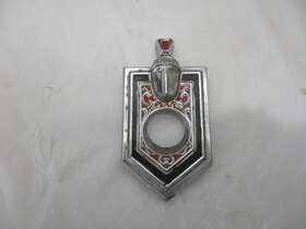 9841320 General Motors 1970 1971 1972 Monte Carlo Trunk Lock Emblem Badge Knight