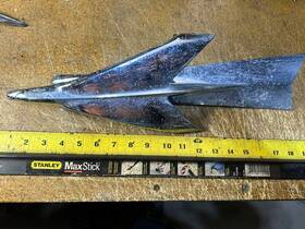 3701861 General Motors Gm 3701859 1947 - 1954 Chevrolet Flying Eagle Hood Ornament Vintage