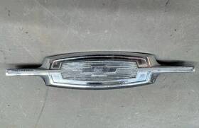 4550449 General Motors Gm 1966 El Camino Tailgate Emblem