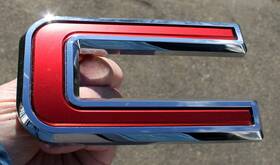 0788290 General Motors / Gmc Oem 2019 - 2024 Sierra 1500 2500hd 3500hd Rear Tailgate Letter Inch C Emblem