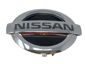62382-ez00a Genuine Front Grille Emblem Titan Without Camera Fedex 2day