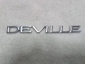 0005devec Gm Cadillac Deville Emblem Chrome 2003 20004 2005 Used