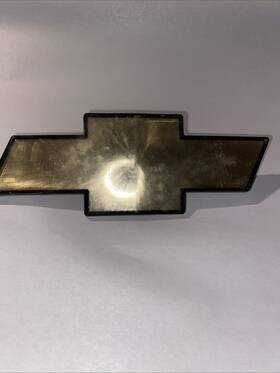 15679063a-brush Gm 15679063 Chevrolet Truck Front Grille Emblem Oem