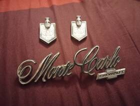20046651 Gm Oem Trunk Decklid Emblem Chevrolet Monte Carlo Plus Extras
