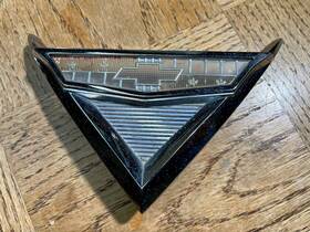 P-3779728 Gm 3779728 1961 Chevy V8 Pass. Trunk Emblem Trim Oem