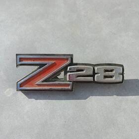 3982046 Gm Camaro Z/28 Emblem Badge Logo Part # Oem Vintage Chevrolet Chevy Red