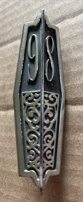 405142 Gm Vintage 1970s Oldsmobile 98 Trunk Lid Emblem Part #