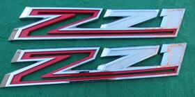 84309254 Gm 2019 2021 Chevrolet Z71 Plastic Fender Emblem Set