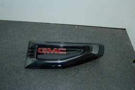 84956287 Gm Used Genuine 2025 2026 Gmc Front Rh Passenger Side Fender Vent Night