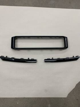 85131181 Gm 2020 2021 2022 2023 2024 Gmc Sierra Grill Insert Black Oem #0727