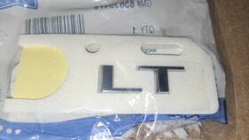 85639475 Gm Genuine Oem Lt Emblem Nameplate 2023-2025 Chevrolet Colorado