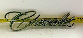 9008186 Gm Oem Trunk/deck Script Emblem With Pins 1973-1976 Chevrolet Impala/biscyane 674