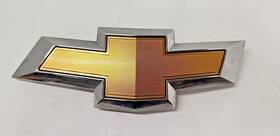 95419796 Gm Used Oem Gold Bowtie Grille Emblem 2017-2021 Chevrolet Bolt Ev 683