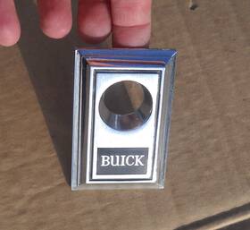20102771 Gm Buick 1981 1982 1983 1984 1985 Riviera Rare Metal Trunk Key Lock Insignia Emblem