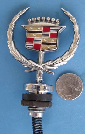1614464 Gm Cadillac Seville Hood Ornament 75 76 77 78 79 Nice Oem Badge 1614464/50264