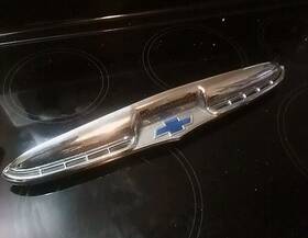 Gm-c-1 Gm 1951-1952 Chevrolet Chrome Trunk Emblem/handle - Genuine Part #gm-c-1