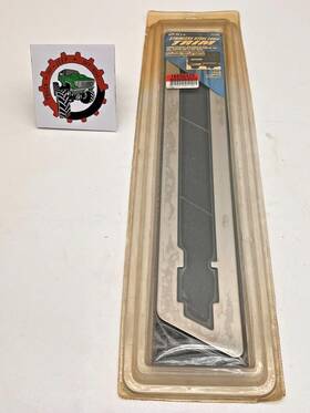 St-1231 Gm Gmc Chevy Chevrolet 99-06 Silverado Stainless Steel Tail Gate Emblem Bully