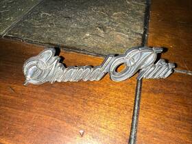 20278557 Gm Pontiac Nos Roof Extension Panel Nameplate Emblem 1982-84 Grand Prix Cars 1983
