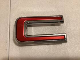 84237678 Gmc 2019-23 Emblem Letter Inch C Red And Chrome Oem Part#