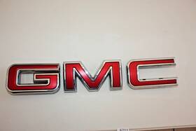 87815663 Gmc 2019-2024 Sierra 1500 2500 3500 Hd Front Grille Letter Emblem Badge Oem