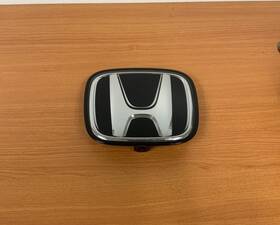 71125t90a01 Honda 2023-2025 Pilot Cover Radar Emblem Oem