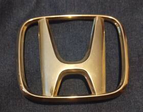75700-s9va010 Honda Oem Logo Grille Emblem/badge Fits 2003-2005 Pilot Used