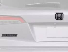 08f20-tg7-100 Honda Accessories Genuine Gloss Black H-mark And Pilot Emblems