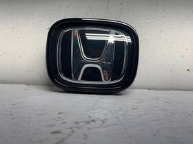 F190826-2955 Honda Genuine 2019 2020 2021 2022 Pilot Front Grille Emblem Badge Logo Oem