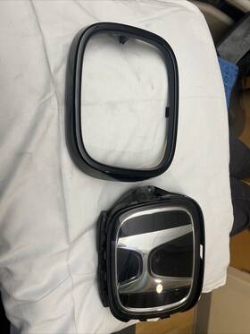 F201125-2655 Honda Genuine 2019 2020 2021 2022 Passport Front Grille Emblem Badge Logo Oem